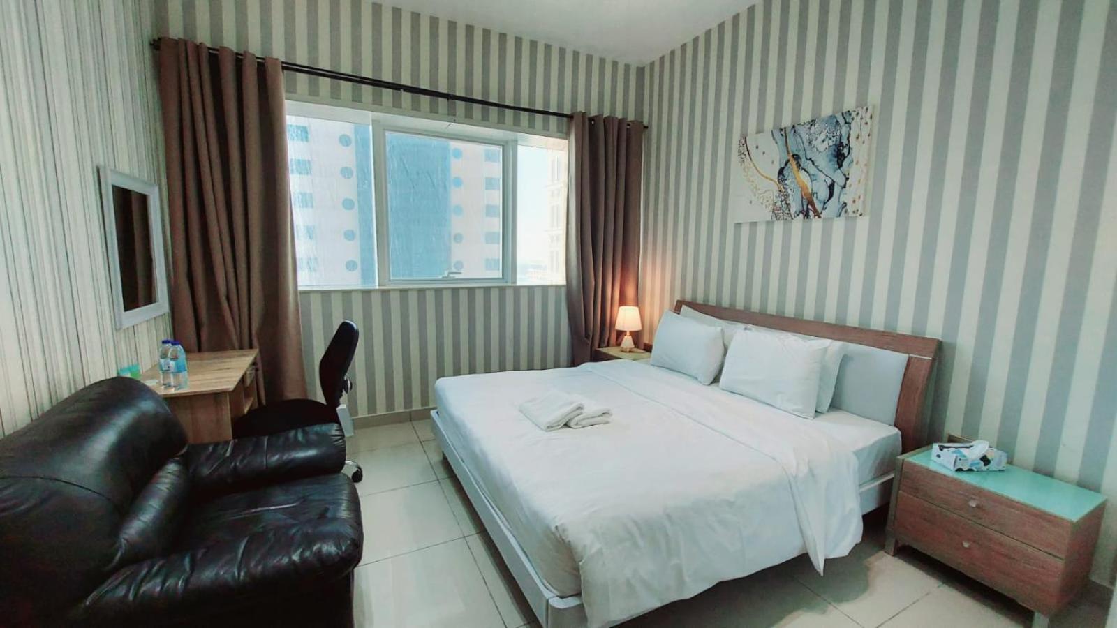 Entire Private Self Catered Apartments Marina Дубай Экстерьер фото