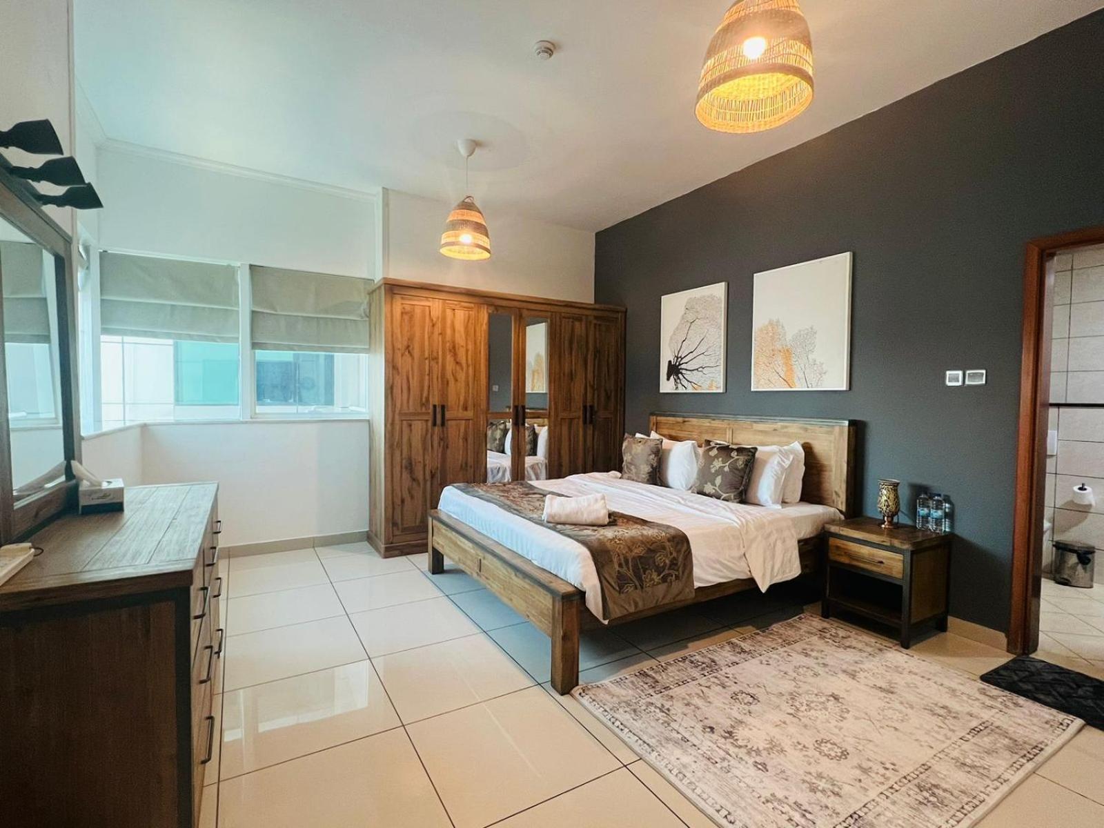 Entire Private Self Catered Apartments Marina Дубай Экстерьер фото
