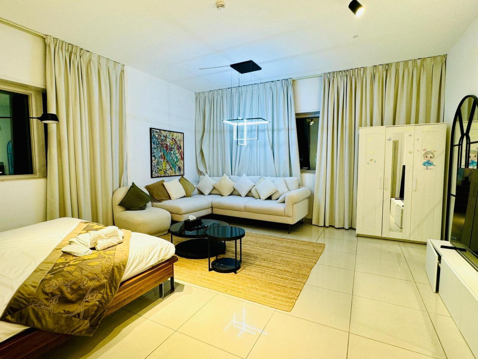 Entire Private Self Catered Apartments Marina Дубай Экстерьер фото